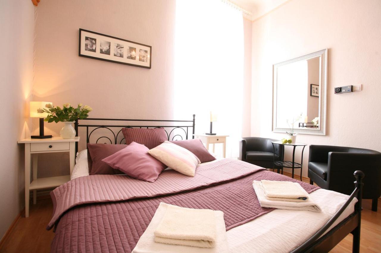 פראג Apartment Karolina מראה חיצוני תמונה